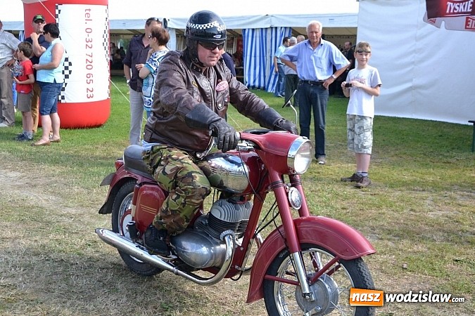 Zdjęcie w galerii na portalu naszwodzislaw.com: Jaguar z Rybnika najpiękniejszym wozem zlotu wiadomości z regionu