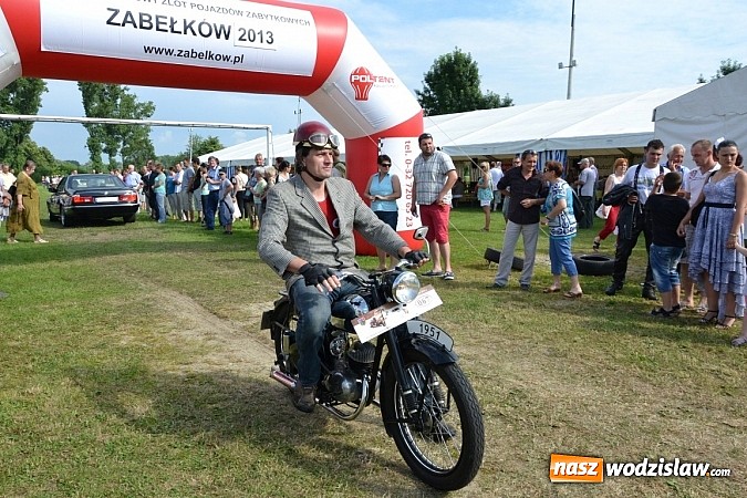 Zdjęcie w galerii na portalu naszwodzislaw.com: Jaguar z Rybnika najpiękniejszym wozem zlotu wiadomości z regionu