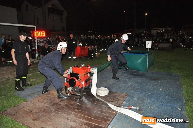 Zdjęcie w galerii na portalu naszwodzislaw.com: Siódme Nocne Zawody Strażackie w Bolesławiu. Seria niespodzianek wiadomości z regionu