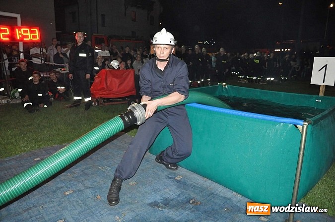 Zdjęcie w galerii na portalu naszwodzislaw.com: Siódme Nocne Zawody Strażackie w Bolesławiu. Seria niespodzianek wiadomości z regionu