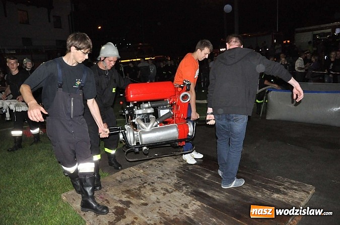 Zdjęcie w galerii na portalu naszwodzislaw.com: Siódme Nocne Zawody Strażackie w Bolesławiu. Seria niespodzianek wiadomości z regionu