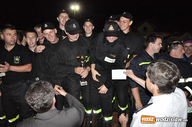 Zdjęcie w galerii na portalu naszwodzislaw.com: Siódme Nocne Zawody Strażackie w Bolesławiu. Seria niespodzianek wiadomości z regionu