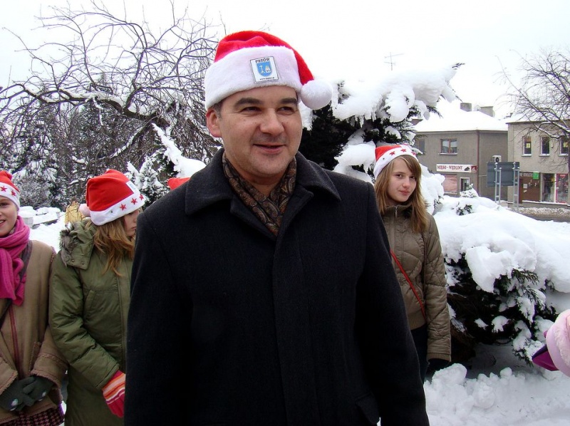 Zdjęcie w galerii na portalu naszwodzislaw.com: Święty Mikołaj: wolę wóz strażacki wiadomości z regionu