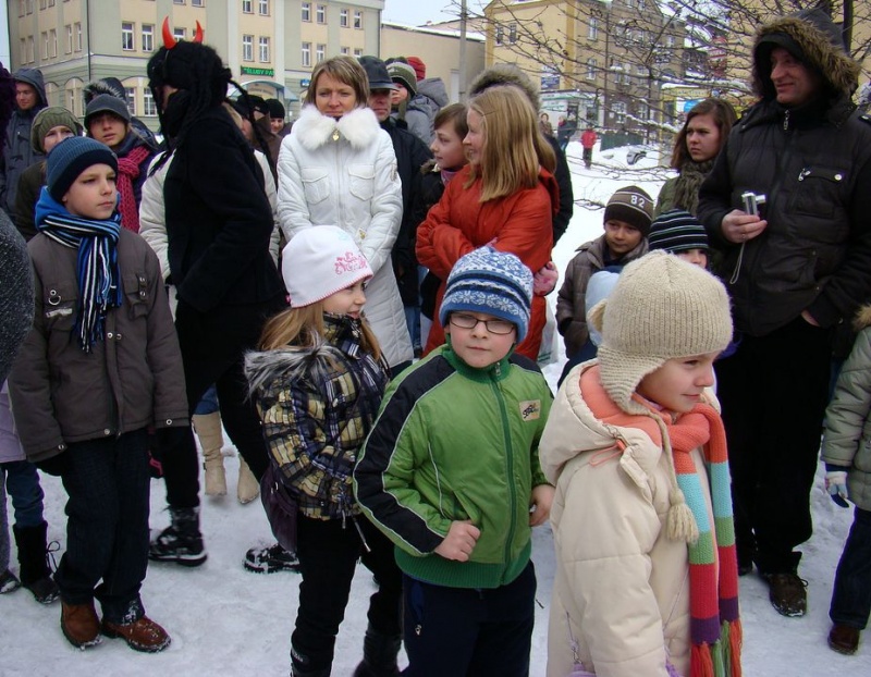 Zdjęcie w galerii na portalu naszwodzislaw.com: Święty Mikołaj: wolę wóz strażacki wiadomości z regionu