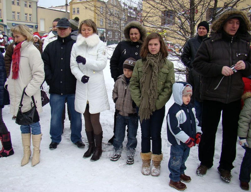 Zdjęcie w galerii na portalu naszwodzislaw.com: Święty Mikołaj: wolę wóz strażacki wiadomości z regionu