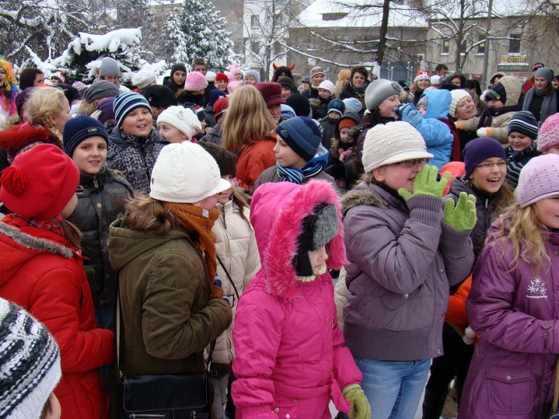 Zdjęcie w galerii na portalu naszwodzislaw.com: Święty Mikołaj: wolę wóz strażacki wiadomości z regionu