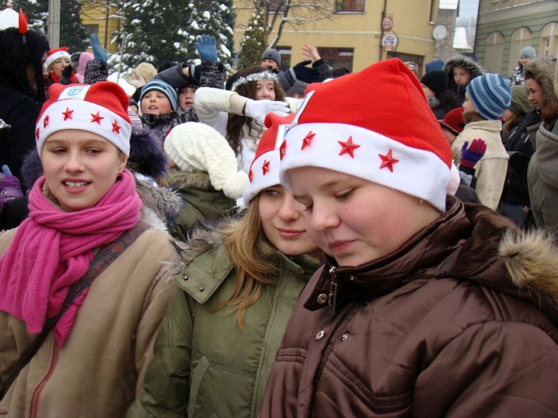 Zdjęcie w galerii na portalu naszwodzislaw.com: Święty Mikołaj: wolę wóz strażacki wiadomości z regionu