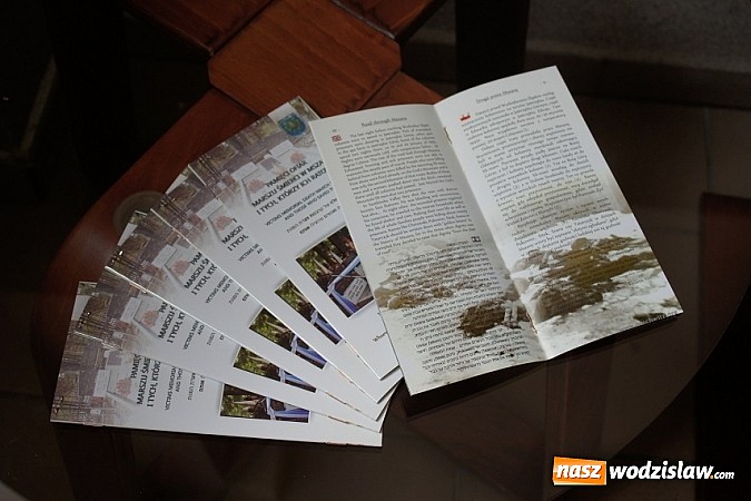 Zdjęcie w galerii na portalu naszwodzislaw.com: 100-osobowa wycieczka z Izraela na spotkaniu promującym folder edukacyjno-turystyczny wiadomości z regionu