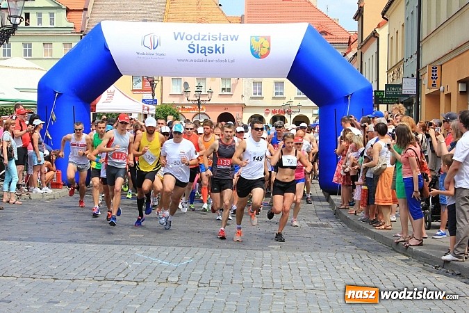 Zdjęcie w galerii na portalu naszwodzislaw.com: I Bieg Piwosza w Wodzisławiu Śląskim wiadomości z regionu
