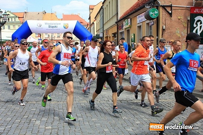 Zdjęcie w galerii na portalu naszwodzislaw.com: I Bieg Piwosza w Wodzisławiu Śląskim wiadomości z regionu