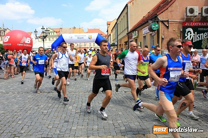 Zdjęcie w galerii na portalu naszwodzislaw.com: I Bieg Piwosza w Wodzisławiu Śląskim wiadomości z regionu