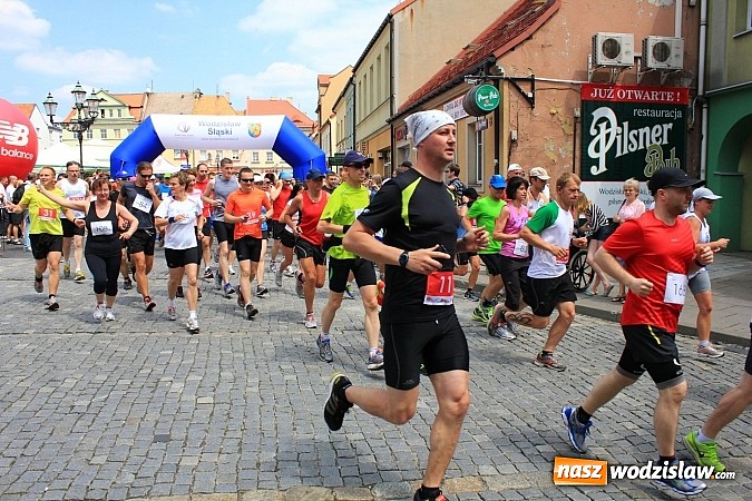 Zdjęcie w galerii na portalu naszwodzislaw.com: I Bieg Piwosza w Wodzisławiu Śląskim wiadomości z regionu