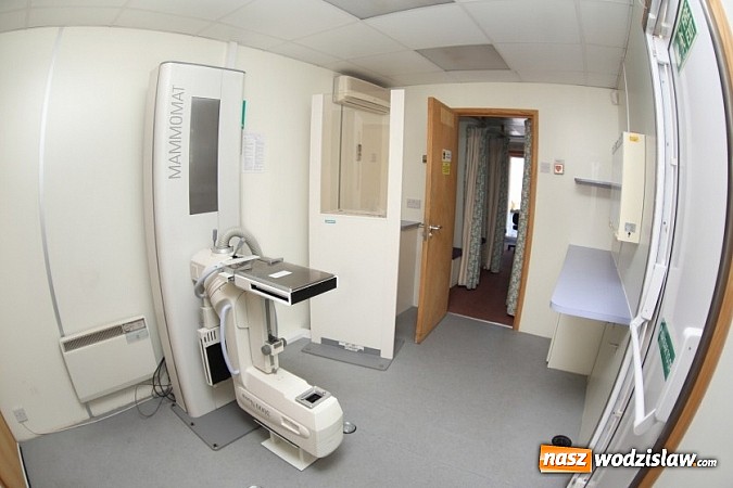 Zdjęcie w galerii na portalu naszwodzislaw.com: Mammobus w Wodzisławiu Śl.  – przyjdź na bezpłatną mammografię wiadomości z regionu