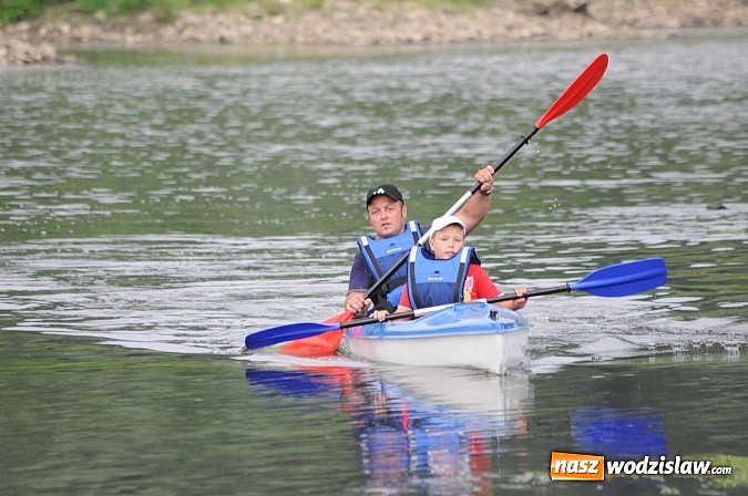 Zdjęcie w galerii na portalu naszwodzislaw.com: Zabrakło miejsc w kajakach i pontonach. Miting wodniacki Morawskich Wrót wiadomości z regionu