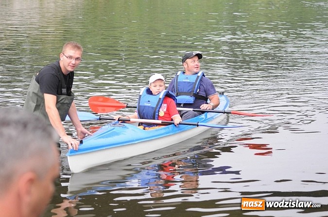 Zdjęcie w galerii na portalu naszwodzislaw.com: Zabrakło miejsc w kajakach i pontonach. Miting wodniacki Morawskich Wrót wiadomości z regionu