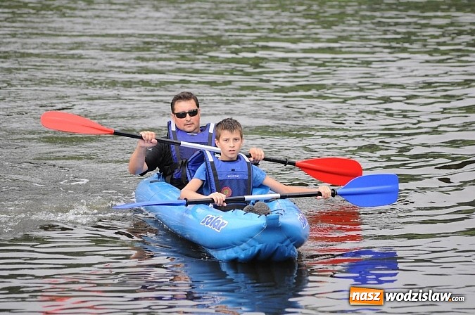 Zdjęcie w galerii na portalu naszwodzislaw.com: Zabrakło miejsc w kajakach i pontonach. Miting wodniacki Morawskich Wrót wiadomości z regionu