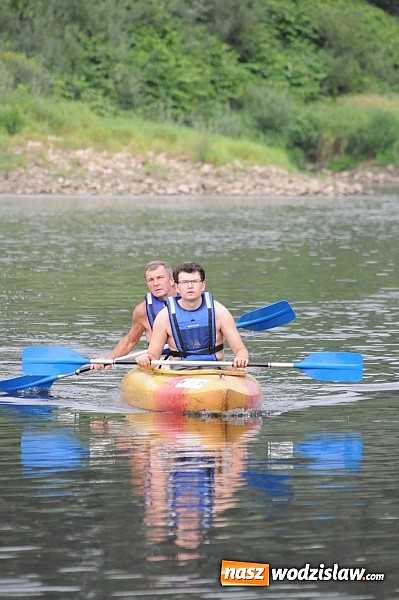 Zdjęcie w galerii na portalu naszwodzislaw.com: Zabrakło miejsc w kajakach i pontonach. Miting wodniacki Morawskich Wrót wiadomości z regionu