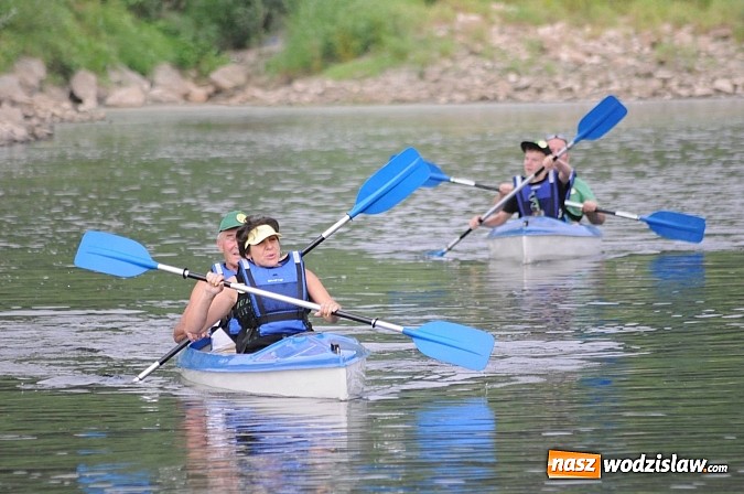 Zdjęcie w galerii na portalu naszwodzislaw.com: Zabrakło miejsc w kajakach i pontonach. Miting wodniacki Morawskich Wrót wiadomości z regionu