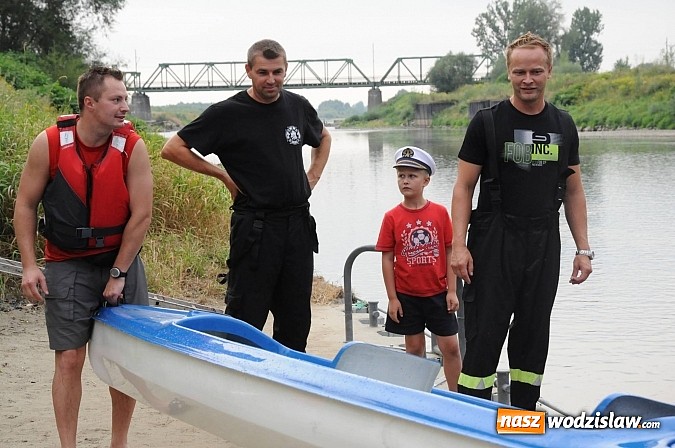 Zdjęcie w galerii na portalu naszwodzislaw.com: Zabrakło miejsc w kajakach i pontonach. Miting wodniacki Morawskich Wrót wiadomości z regionu