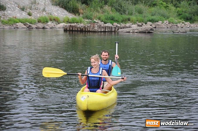 Zdjęcie w galerii na portalu naszwodzislaw.com: Zabrakło miejsc w kajakach i pontonach. Miting wodniacki Morawskich Wrót wiadomości z regionu