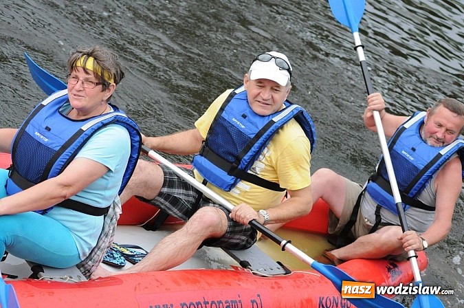 Zdjęcie w galerii na portalu naszwodzislaw.com: Zabrakło miejsc w kajakach i pontonach. Miting wodniacki Morawskich Wrót wiadomości z regionu
