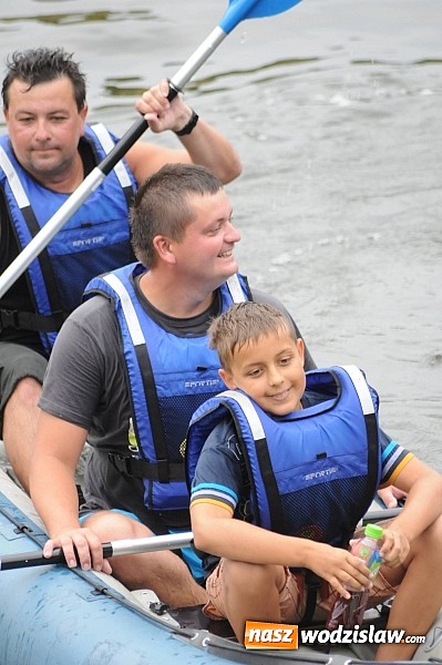 Zdjęcie w galerii na portalu naszwodzislaw.com: Zabrakło miejsc w kajakach i pontonach. Miting wodniacki Morawskich Wrót wiadomości z regionu