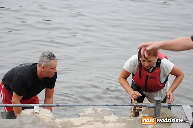 Zdjęcie w galerii na portalu naszwodzislaw.com: Zabrakło miejsc w kajakach i pontonach. Miting wodniacki Morawskich Wrót wiadomości z regionu