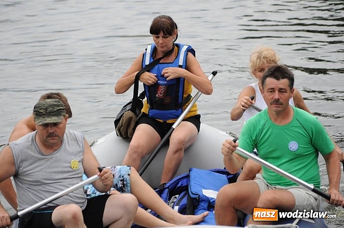 Zdjęcie w galerii na portalu naszwodzislaw.com: Zabrakło miejsc w kajakach i pontonach. Miting wodniacki Morawskich Wrót wiadomości z regionu