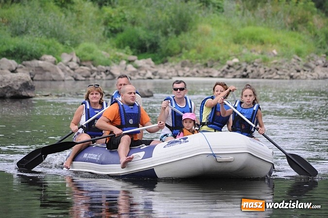 Zdjęcie w galerii na portalu naszwodzislaw.com: Zabrakło miejsc w kajakach i pontonach. Miting wodniacki Morawskich Wrót wiadomości z regionu