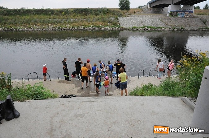 Zdjęcie w galerii na portalu naszwodzislaw.com: Zabrakło miejsc w kajakach i pontonach. Miting wodniacki Morawskich Wrót wiadomości z regionu