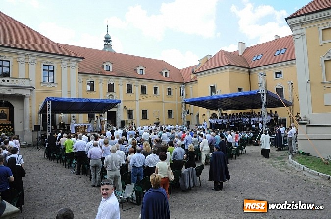 Zdjęcie w galerii na portalu naszwodzislaw.com: Uczyńcie wszystko, co wam powie Jezus - to sedno zdrowej duchowości maryjnej wiadomości z regionu
