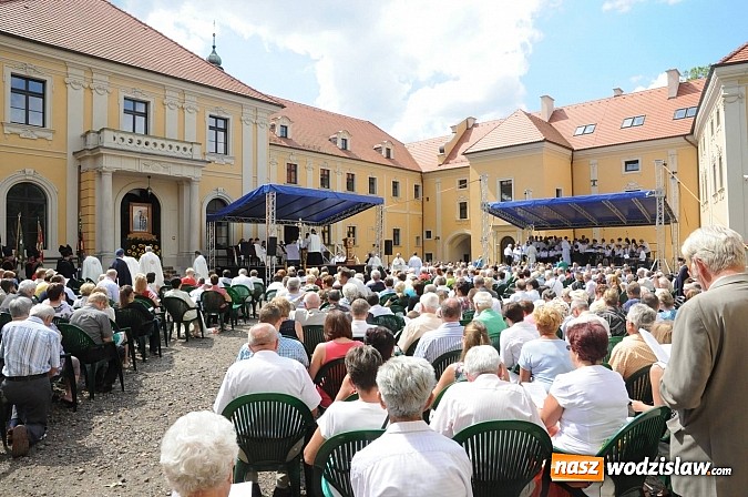 Zdjęcie w galerii na portalu naszwodzislaw.com: Uczyńcie wszystko, co wam powie Jezus - to sedno zdrowej duchowości maryjnej wiadomości z regionu