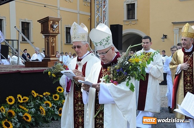 Zdjęcie w galerii na portalu naszwodzislaw.com: Uczyńcie wszystko, co wam powie Jezus - to sedno zdrowej duchowości maryjnej wiadomości z regionu