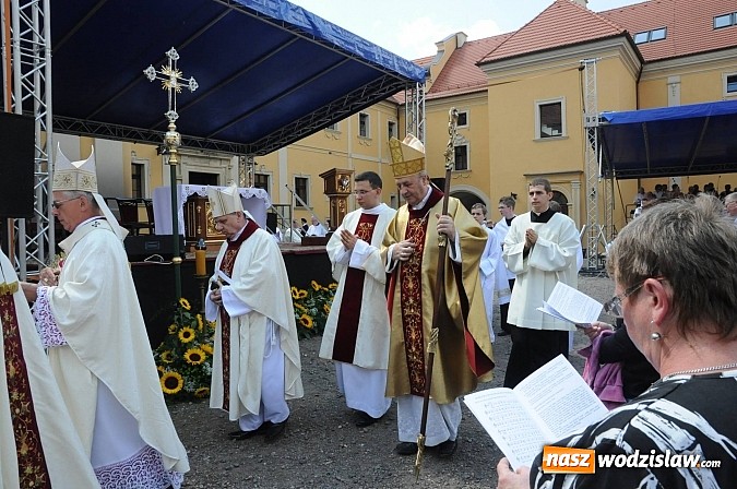 Zdjęcie w galerii na portalu naszwodzislaw.com: Uczyńcie wszystko, co wam powie Jezus - to sedno zdrowej duchowości maryjnej wiadomości z regionu