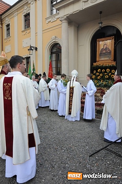 Zdjęcie w galerii na portalu naszwodzislaw.com: Uczyńcie wszystko, co wam powie Jezus - to sedno zdrowej duchowości maryjnej wiadomości z regionu