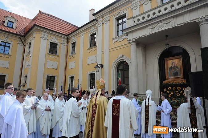Zdjęcie w galerii na portalu naszwodzislaw.com: Uczyńcie wszystko, co wam powie Jezus - to sedno zdrowej duchowości maryjnej wiadomości z regionu