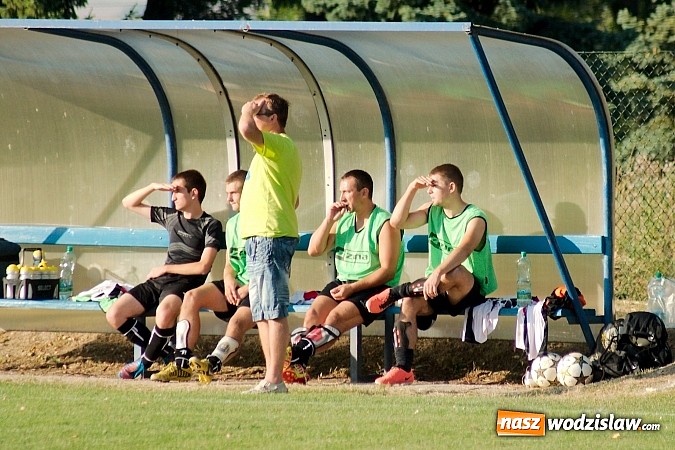 Zdjęcie w galerii na portalu naszwodzislaw.com: Mecz na szczycie dla Czarnych Gorzyce wiadomości z regionu