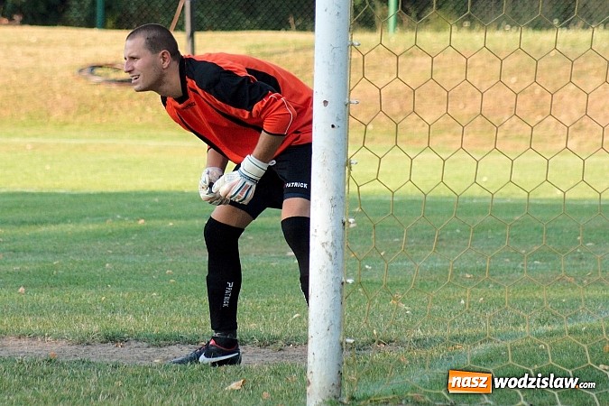 Zdjęcie w galerii na portalu naszwodzislaw.com: Mecz na szczycie dla Czarnych Gorzyce wiadomości z regionu