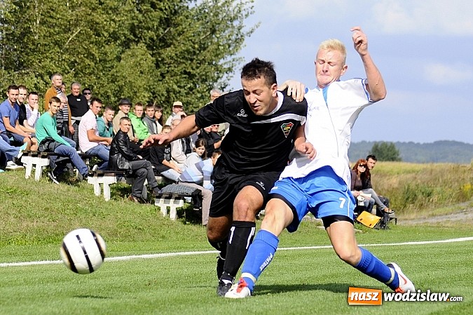 Zdjęcie w galerii na portalu naszwodzislaw.com: Kapitan uratował punkt dla Czarnych wiadomości z regionu
