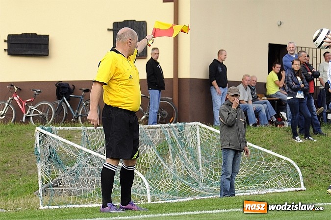 Zdjęcie w galerii na portalu naszwodzislaw.com: Kapitan uratował punkt dla Czarnych wiadomości z regionu