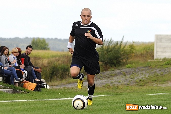 Zdjęcie w galerii na portalu naszwodzislaw.com: Kapitan uratował punkt dla Czarnych wiadomości z regionu