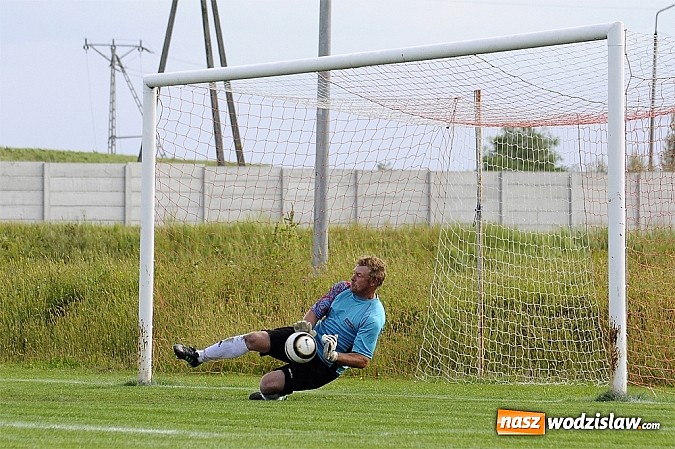 Zdjęcie w galerii na portalu naszwodzislaw.com: Kapitan uratował punkt dla Czarnych wiadomości z regionu