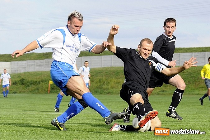 Zdjęcie w galerii na portalu naszwodzislaw.com: Kapitan uratował punkt dla Czarnych wiadomości z regionu