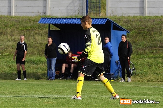 Zdjęcie w galerii na portalu naszwodzislaw.com: Kapitan uratował punkt dla Czarnych wiadomości z regionu