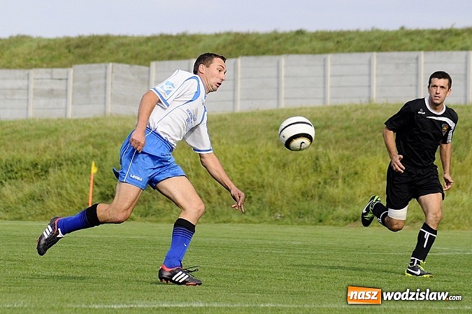 Zdjęcie w galerii na portalu naszwodzislaw.com: Kapitan uratował punkt dla Czarnych wiadomości z regionu