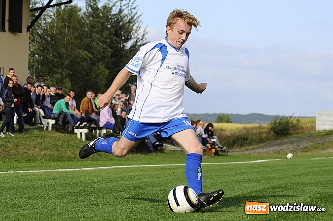 Zdjęcie w galerii na portalu naszwodzislaw.com: Kapitan uratował punkt dla Czarnych wiadomości z regionu