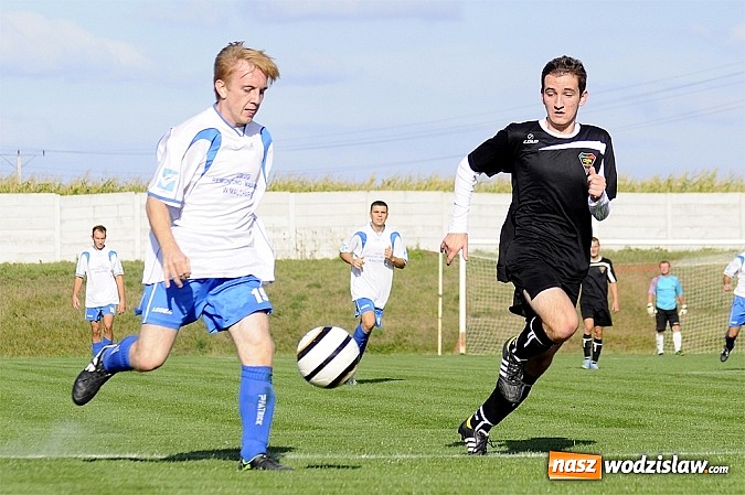 Zdjęcie w galerii na portalu naszwodzislaw.com: Kapitan uratował punkt dla Czarnych wiadomości z regionu