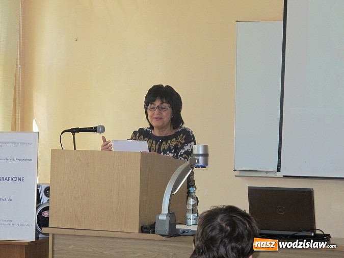 Zdjęcie w galerii na portalu naszwodzislaw.com: Codzienność Czechów wyrażona w języku. Konferencja w raciborskiej PWSZ wiadomości z regionu