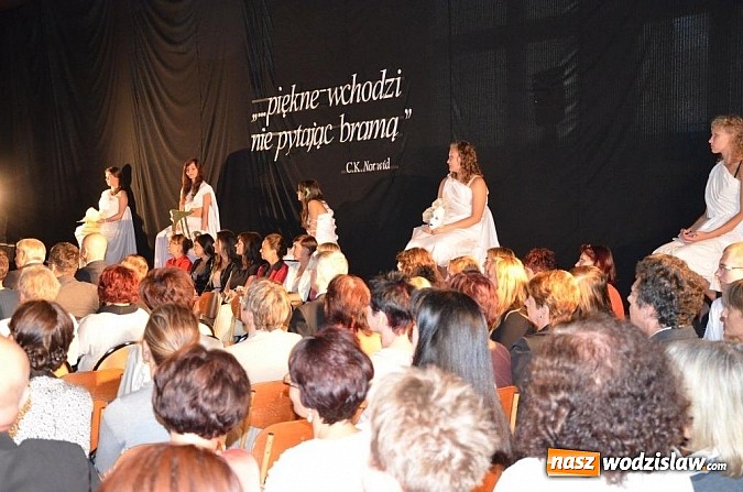 Zdjęcie w galerii na portalu naszwodzislaw.com: Powiat wodzisławski zainaugurował nowy rok szkolny wiadomości z regionu