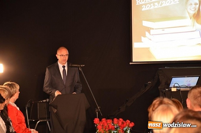 Zdjęcie w galerii na portalu naszwodzislaw.com: Powiat wodzisławski zainaugurował nowy rok szkolny wiadomości z regionu